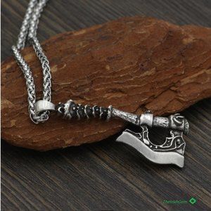 Nordic Fighting Axe Necklace